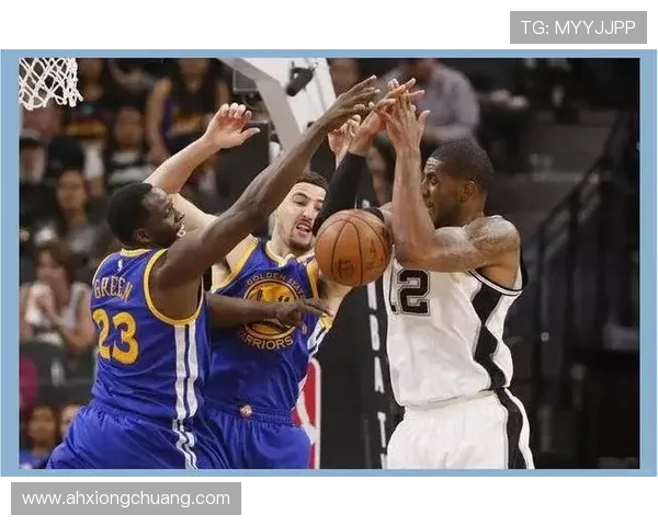 重温2013年马刺对阵勇士季后赛首战经典录像解析与战术细节回顾 重温2013年马刺对阵勇士季后赛首战经典录像解析与战术细节回顾